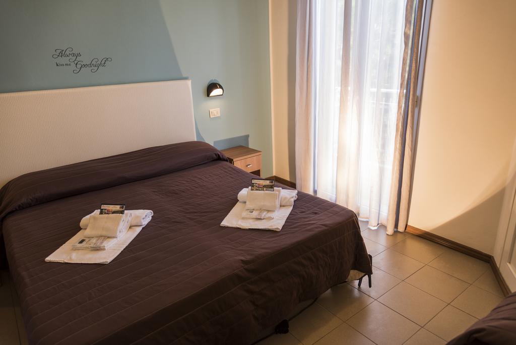 Hotel Vela D'Oro Riccione Zewnętrze zdjęcie