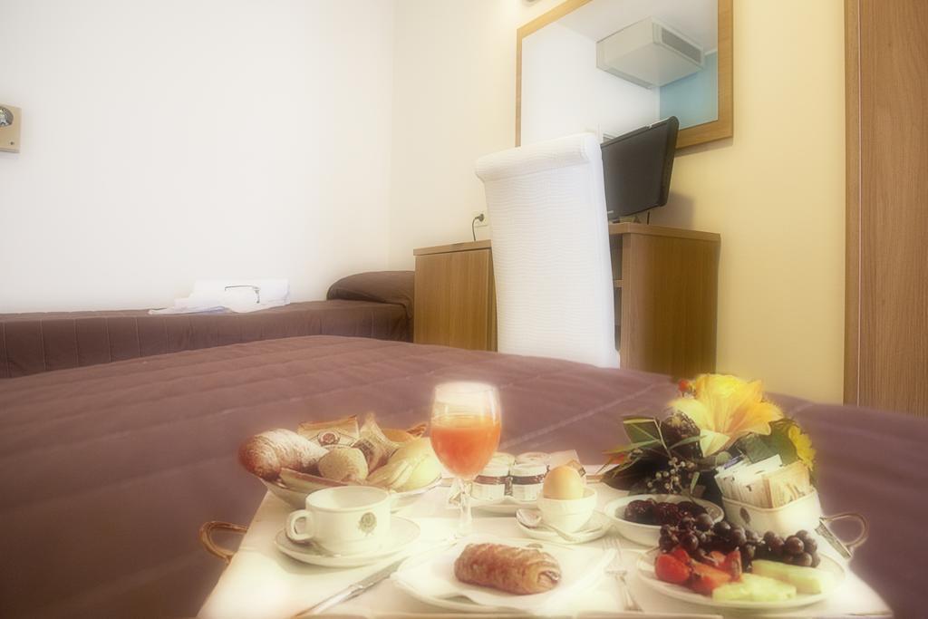Hotel Vela D'Oro Riccione Zewnętrze zdjęcie