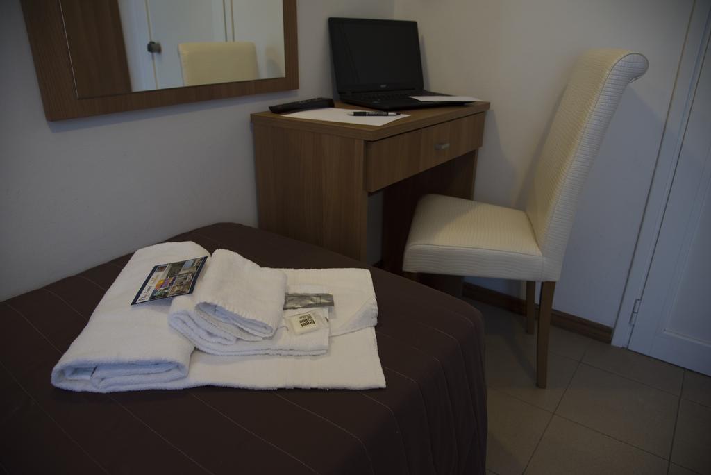 Hotel Vela D'Oro Riccione Zewnętrze zdjęcie