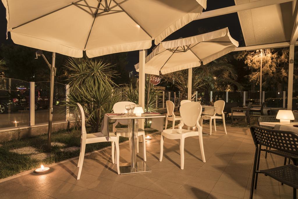 Hotel Vela D'Oro Riccione Zewnętrze zdjęcie