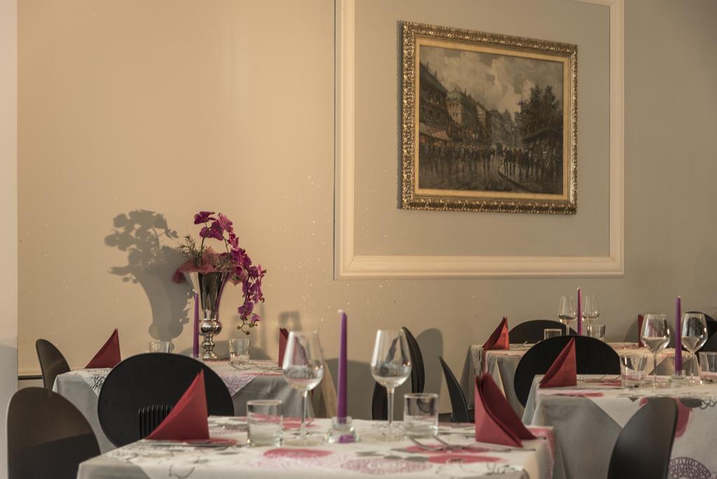Hotel Vela D'Oro Riccione Zewnętrze zdjęcie