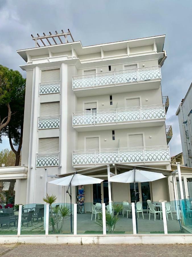 Hotel Vela D'Oro Riccione Zewnętrze zdjęcie