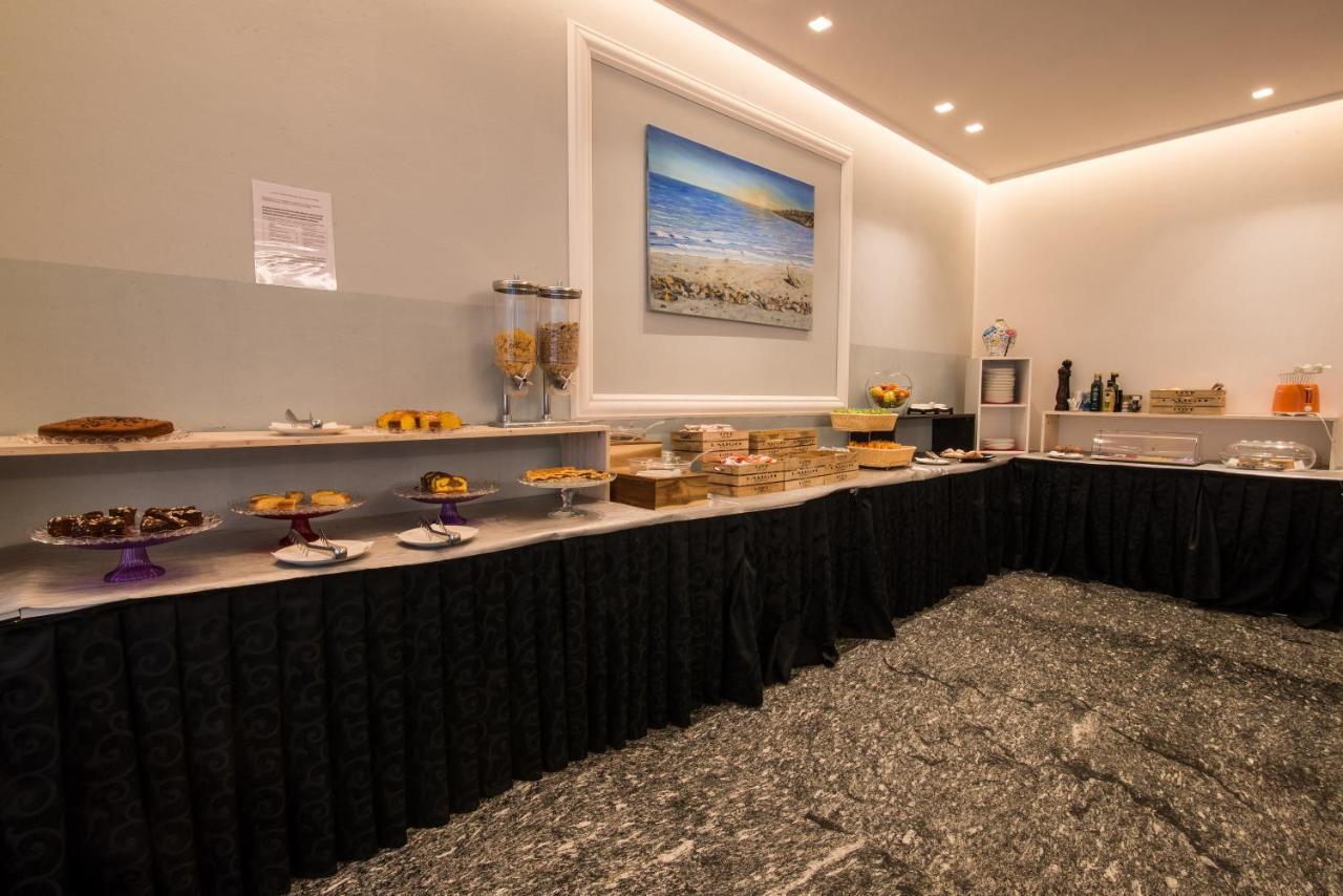 Hotel Vela D'Oro Riccione Zewnętrze zdjęcie